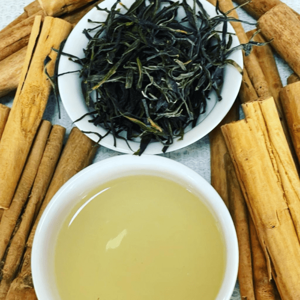 Whole Leaf  Cinnamon Green Tea - Image 2